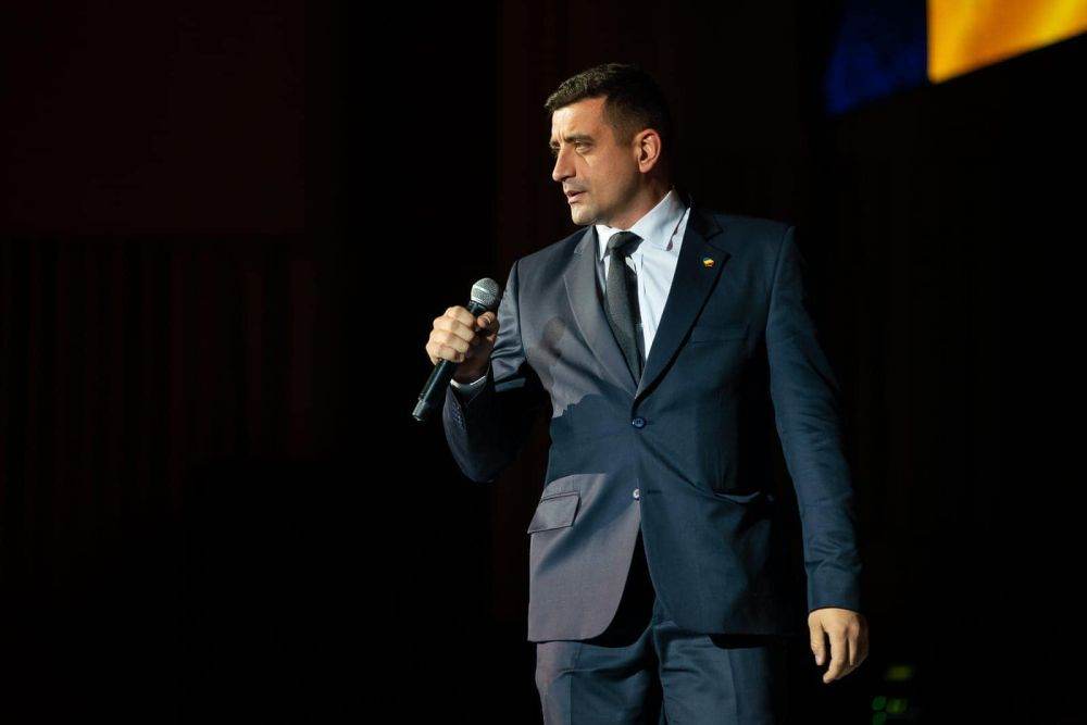 Simion a contestat la CCR rezultatul alegerilor prezidenţiale